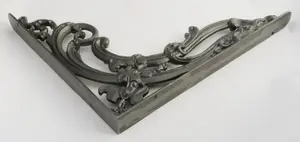 Castelion Single Large Cast Iron Victorian Scroll Leaf Shelf Bracket