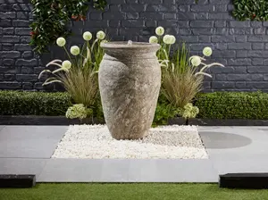 Altico Leona Solar Water Feature with Protective Cover