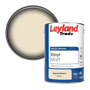 Leyland Trade Vinyl Matt Walls & Ceilings Emulsion Paint Magnolia Blossom (PPG1090-1) 5L