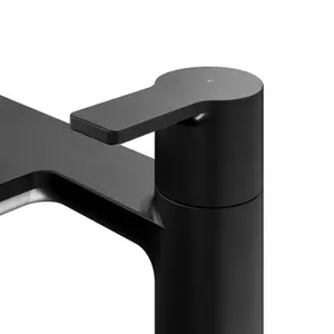 GoodHome Akita Matt Black Deck-mounted Manual Single Bath Filler Tap