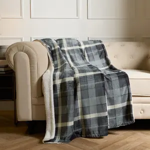 OHS Winsford Flannel Check Fleece Throw - Grey