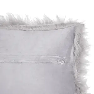 Set of 2 Cushions LUBHA Faux Fur 42 x 42 cm Solid Light Grey