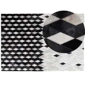 Cowhide Area Rug 160 x 230 cm Black and White MALDAN