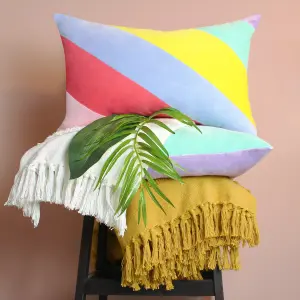 furn. Della Abstract Striped Feather Filled Cushion