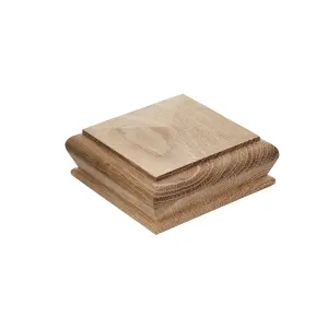 Richard Burbidge Trademark Pyramid Natural Oak Newel cap (L)115mm (W)115mm