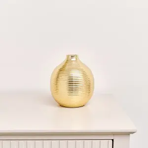 Melody Maison Gold Metal Ribbed Swirl Vase - 17cm