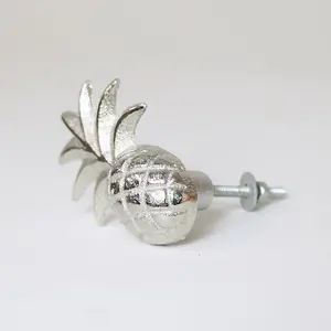 Melody Maison Silver Pineapple Drawer Knob