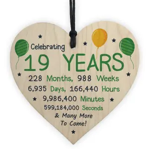 Red Ocean 19th Birthday Novelty Wooden Heart Gift For Son Daughter Brother Sister Friend