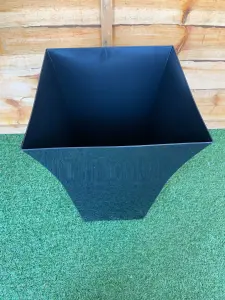 4 x Large Black Milano 10101801202 Upright Planter