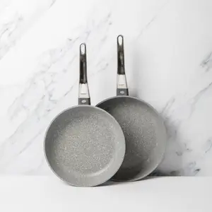 MasterClass Cast Aluminium Fast-heating Frying Pans Set with Non-stick Coating