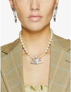 Womens Vivienne Westwood Jewellery Bas Relief Silver-Tone Brass, Pearl And Swarovski Crystal Necklace Platinum/Cream/Crystal