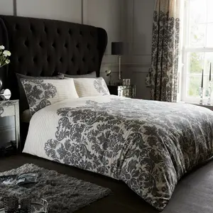 Kern Cotton Blend Damask Duvet Cover Set with Pillowcases Cream / Super King - 2 Standard Pillowcases