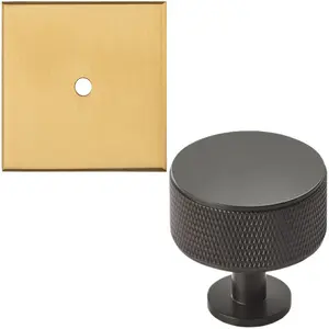 Cabinet Door Knob & Contrasting Backplate Set - Knurled Kitchen Pull - Matt Black & Satin Brass