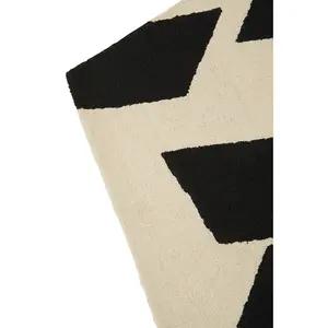 Bosie By Premier Milana Small Geometric Rug