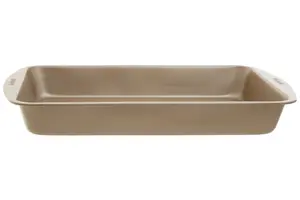 Interiors by Premier BPA Free 38cm Roasting Pan, Champagne Finish Roasting Dish For Kitchen, Elegant  Roasting Pan For Baking