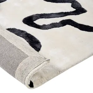 Viscose Area Rug Abstract Pattern 160 x 230 cm White and Black KAPPAR