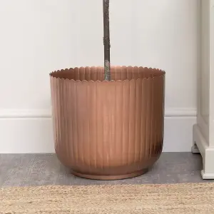 Melody Maison Large Copper Ribbed Metal Planter