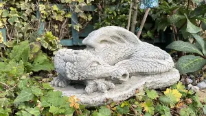 Medium Sleeping Stone cast Dragon