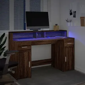 Berkfield Desk with LED Lights Brown Oak 140x55x91 cm Engineered Wood