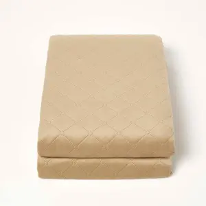 Homescapes Diamond Quilted Beige Velvet Throw