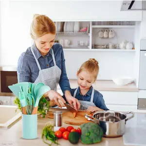 Cooking Utensils Set, Kitchen Utensils Set, Including Measuring Spoon Set, Placing Mat, Utensil Holder, Silicone Kitchen Utensil Set (Green) Green