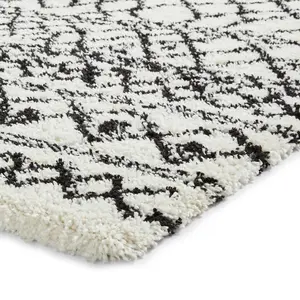 White Black Modern Geometric Shaggy Moroccan Easy To Clean Dining Room Rug-200cm X 290cm