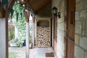 Small Wooden Overlap Log Store