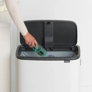 Bo Touch Bin, 60 litre, with 1 inner Plastic Bucket White