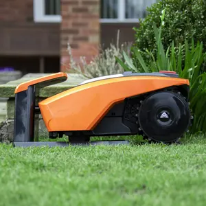 Yard Force EasyMow 260B Robotic Lawnmower with sensors for lawns up to 260m²