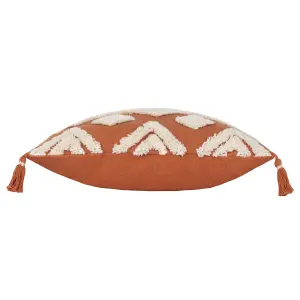 furn. Dharma Tufted Feather Rich Cushion