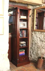 La Roque Narrow Alcove Bookcase