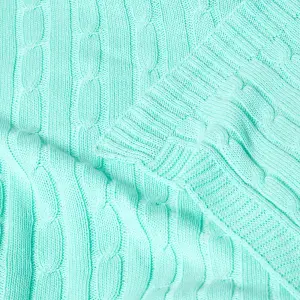 Homescapes Cotton Cable Knit Pastel Green Throw, 150 x 200 cm