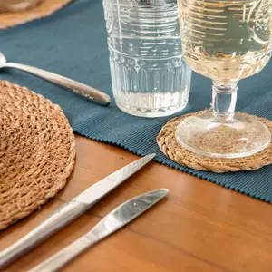 Argon Tableware - Round Woven Typha Placemats - 30cm - Pack of 6