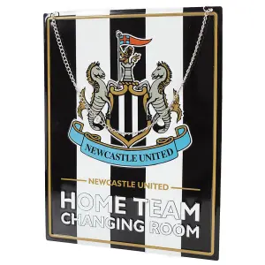 Newcastle United FC Home Team Plaque Black/White/Gold (25cm x 20cm)