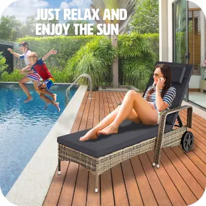 Sun Lounger Cassis - 6-step adjustable backrest, removable headrest, with wheels - nature