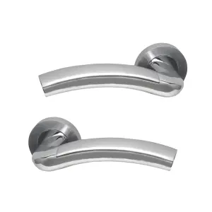 Intelligent Hardware - Internal Door Handle - Pair - Lever on Round Rose - Jade - Satin Chrome