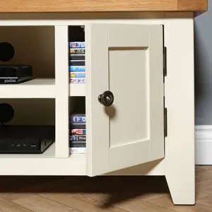 Elm Home And Garden Painted Cream Oak Small Tv Video Media Unit 50cm High x 91cm Wide x 37cm Deep Fully Assembled