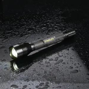 Stanley Black 280lm LED Battery-powered Torch