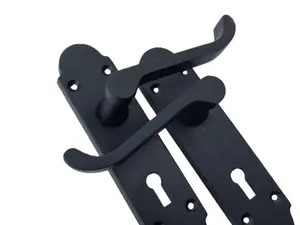 Door Handles Matt Black Epsom Victorian Scroll on Shaped Back Plate Lever Lock