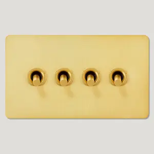 MAXWELL 4G Two Way Smooth Toggle Switch - Brass