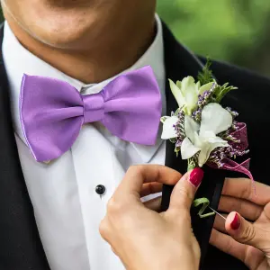 Light Purple Satin Polyester Bow Tie for Casual & Formal Wear, Wedding Party Accessory