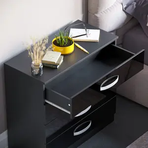 Vida Designs Hulio Black High Gloss 4 Drawer Chest (H)720mm (W)750mm (D)360mm