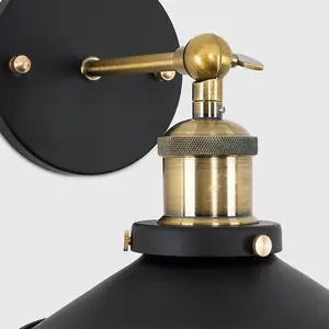 ValueLights Colonial Industrial Style Black and Antique Brass Single Wall Light with Shade