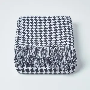 Homescapes Black Houndstooth 100% Cotton Bedspread Throw, 255cm x 360cm