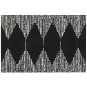 Cotton Area Rug 140 x 200 cm Black and White BATHINDA