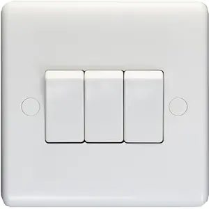 3 Gang Triple 10A Light Switch 2 Way - WHITE PLASTIC Wall Plate Outlet Rocker