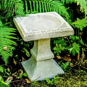 Imperial Design Birdbath with Square Top