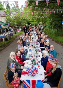 20m 65ft Union Jack Bunting Banner 50 Triangle Flags Sports Royal Events Street Party GB Support