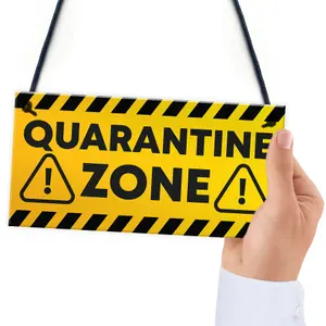 Red Ocean QUARANTINE ZONE Funny Novelty Hanging Wall Sign Man Cave Decor Gifts Novelty Birthday Gift Ideas