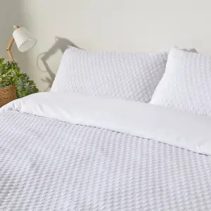 The Linen Yard Polka Tuft Super King Duvet Cover Set, Cotton, White